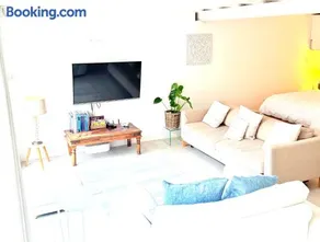 The Retreat Studio - Image 2