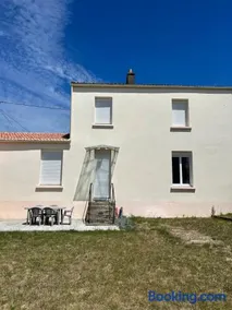 Maison familiale tout confort aux portes de Nantes - Image 1