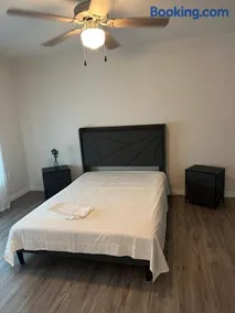 Beautiful and cozy - Image 1