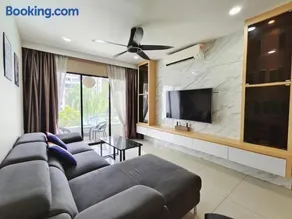 ipoh Manhattan condo premium suite 3br 7pax - Image 1