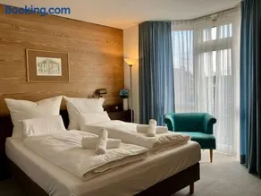 Hotel Alexander Köln Frechen - Image 1