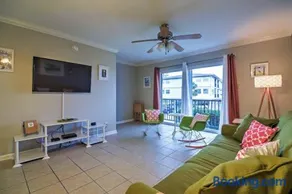 Marina Townhouse at Oak Glenn - Image 1