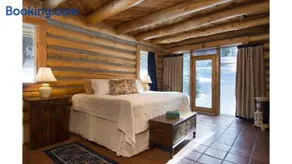 Denton Cabin - Image 4