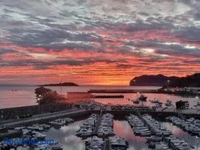 Sunrise views over the Port and Sea - Image 1