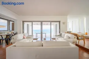 Horizon House - Beachfront Escape - Image 5