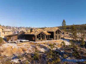 Ny og moderne hytte med sauna, jacuzzi og eget spillrom med biljard og dart Gratis elbillading og strøm inkludert i prisen - Image 5