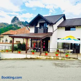 Mountain Lodge - Cabana din munții - Image 1
