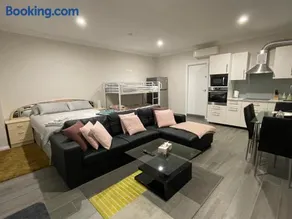 Serene Getaway - Image 5