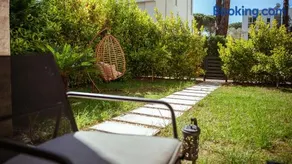 Garden View Apartment - Image 2