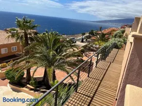 Casa Adosada de lujo con piscina y vistas al mar - Image 4