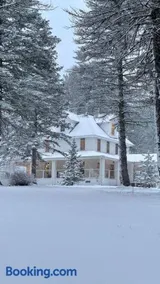 1850 Catskills Farmhouse on 8 acres in E. Durham - Image 2