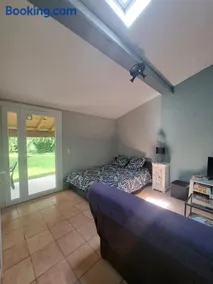 Studio avec jardin à 5 min du Parc Walibi - Image 1