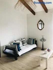 Castel Apartment - Image 3