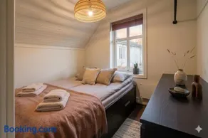 Bright Nordic Apartment - Free Parking - 4 Guests - Close to City Center - Image 2
