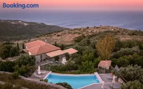 Eyeland Traditional Style Villa in Zakynthos - by Villa Mana gers - Image 3