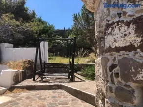 Machi's House Historic Stay in Plaka Village with Private Parking - Image 2