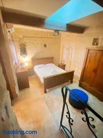 Charming Room in Villa with pool, Gozo-TripInnGozo - Image 2