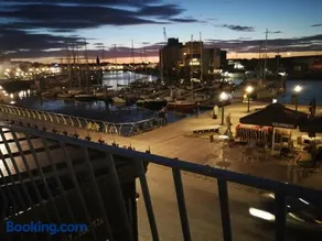 Sur le port - Image 1