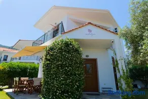 Villa Nostalgia - Image 2