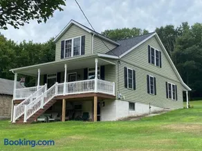 Historic Sears River Home (Main Level) on 10 Acres - Image 1