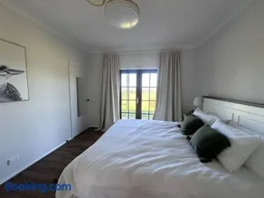 Red Hill Farmstay Bathurst 3BR Sleeps 9 Spacious inside and out! Animal Experience - Image 3