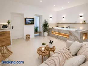 Sublime Loft avec Spa Privatif & Sauna, Hyper Centre, Parking facile - Image 3