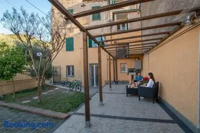 Dalia's Home Garden and Private Parking - Image 1