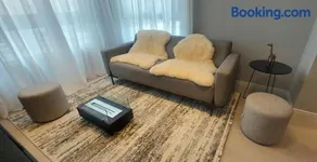 Apartamento Sofisticado Metalic - Image 1