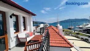 Vista house - Image 1