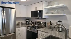 Harbor Cove 28 Beach & Pool Retreat: A cozy 3BR condo in scenic Harbor Springs, MI. - Image 1
