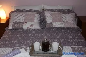 SOUZANA ROOMS 1 - Image 1