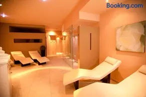 Hotel Chrys - Image 4