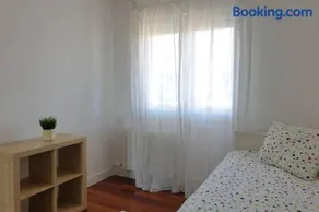 SUPERBRIGHT APARTMENT close to BEACHES & METRO - Image 3