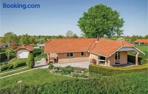 Four-Bedroom Holiday Home In Hejls - Image 4