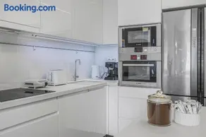 Cosy large apartment, 2 bedrooms, 2x Free Parking, PVA EXPO Prague - Image 3