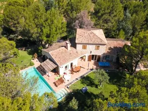 Homerez - Villa Rousset med pool - Image 1