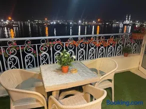 شقة 702 عائليه كبيره مطله علي قناة السويس والبحر - Image 4