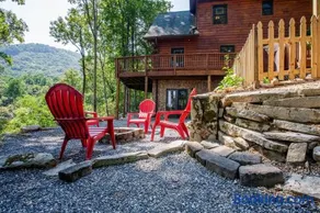 Experience serene mountain views at Hazey View - Image 2