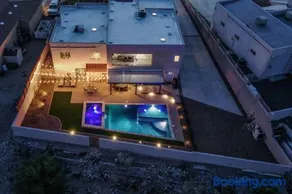Sunset Oasis 7 Bedroom Family - Image 3