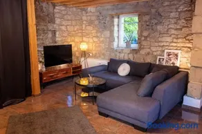 Vulkan-Lodge Ferienhaus - Image 2