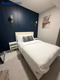 Guest Suite in Calgary - Image 1