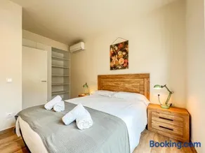 Can Cintet 1- Apartamento en la plaza de Besalú - Image 3