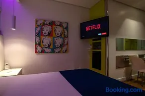 Izzi Motel - Image 2
