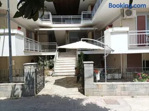Vanta Hotel - Image 1