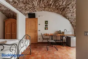 Pietra Rara Apartments - Image 2