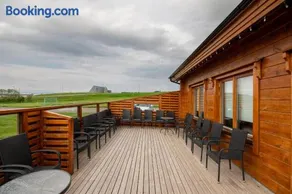Glaðheimar Guesthouse - Image 1