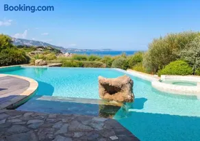 Villa panoramique avec vue mer et montagne à Corbara - Image 2