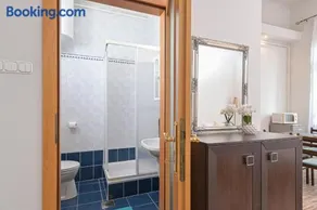 Világóra Apartman - Image 2