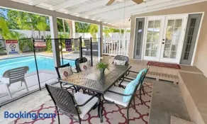 Palm Villa Disneyland Pool 4 Bedroom 3 Bath HotTub - Image 2