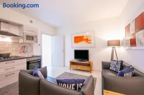 Casa dei Quadri - Lake View Apartment with Balcony - Happy Rentals - Image 2